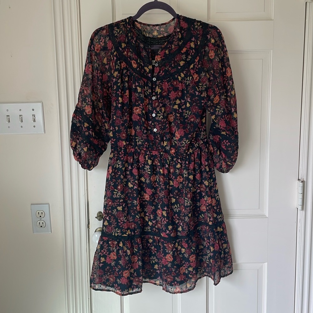 Loft floral dress with lace detail